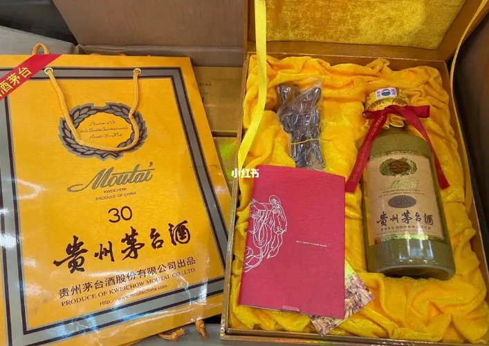 广州茅台30年与存放三十年老茅台酒质有什么区别？哪个回收价格更高？